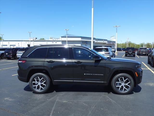 new 2024 Jeep Grand Cherokee car, priced at $44,024