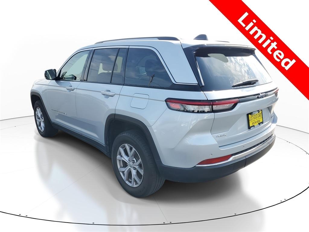 used 2022 Jeep Grand Cherokee car, priced at $33,977