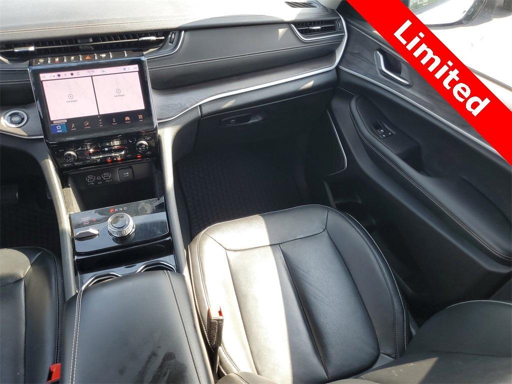 used 2022 Jeep Grand Cherokee car, priced at $33,977