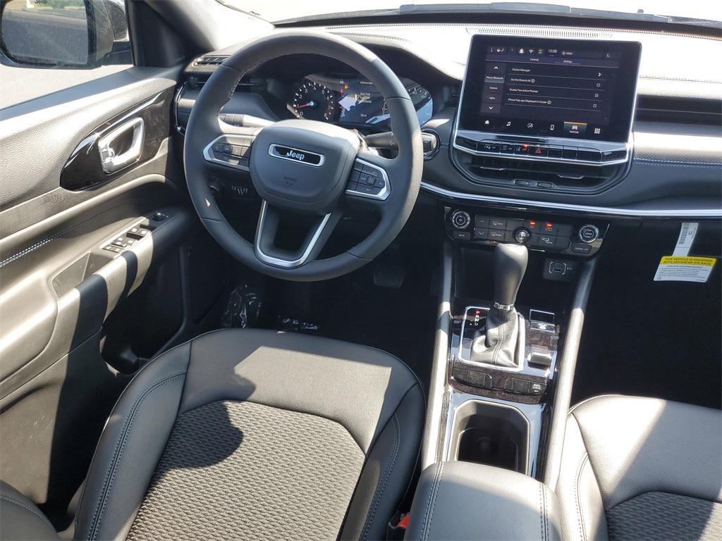 new 2025 Jeep Compass car, priced at $27,490
