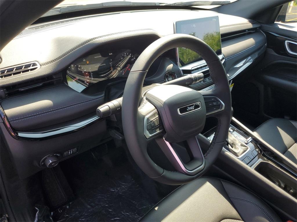 new 2025 Jeep Compass car, priced at $27,490