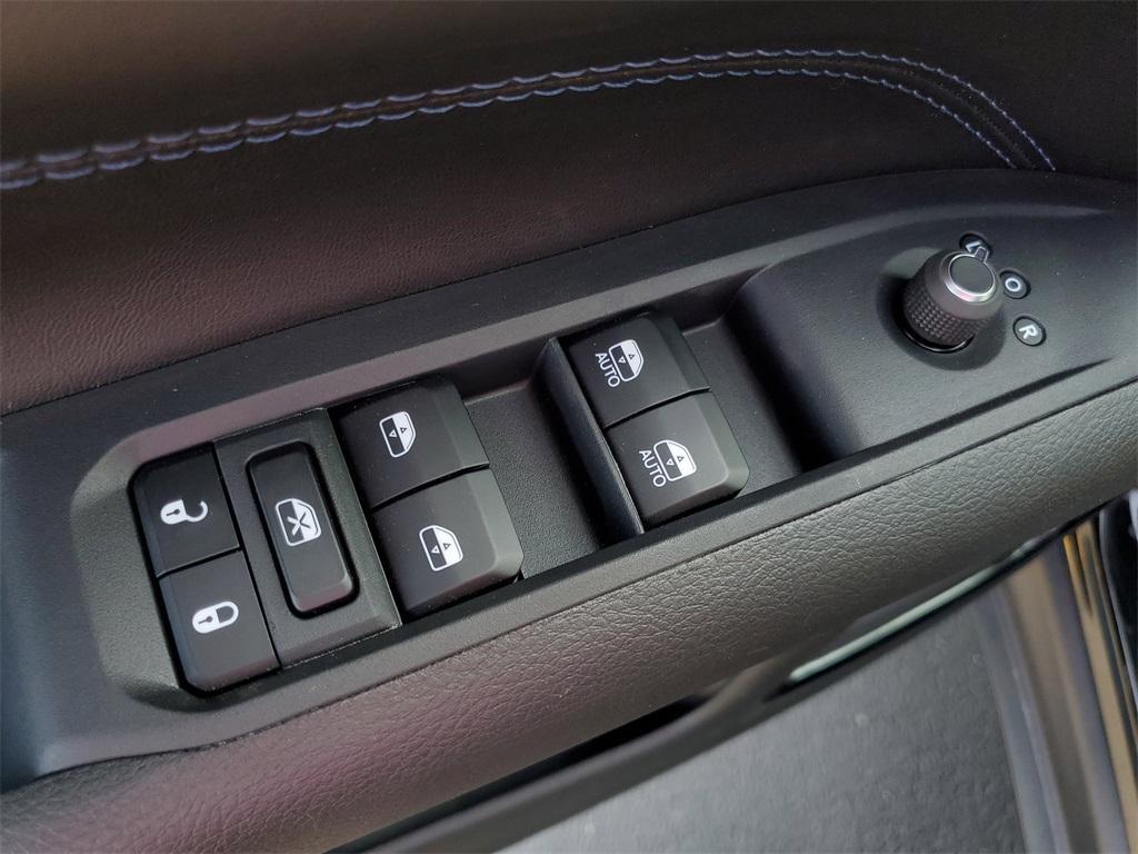 new 2025 Jeep Compass car, priced at $27,490