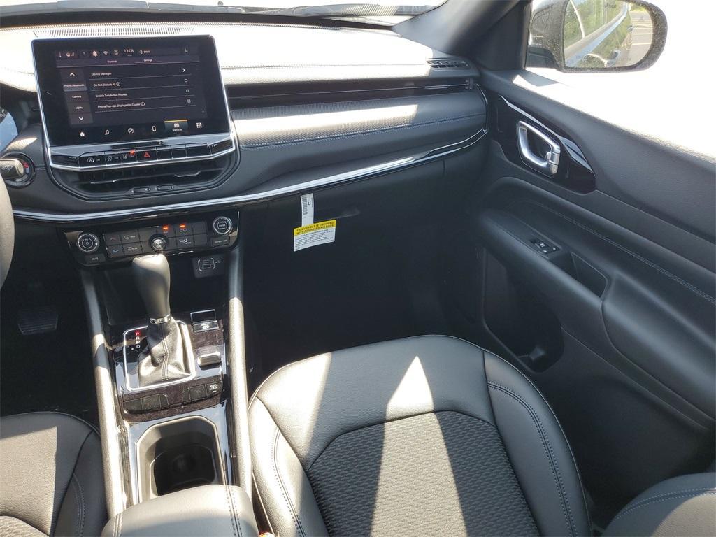 new 2025 Jeep Compass car, priced at $27,490
