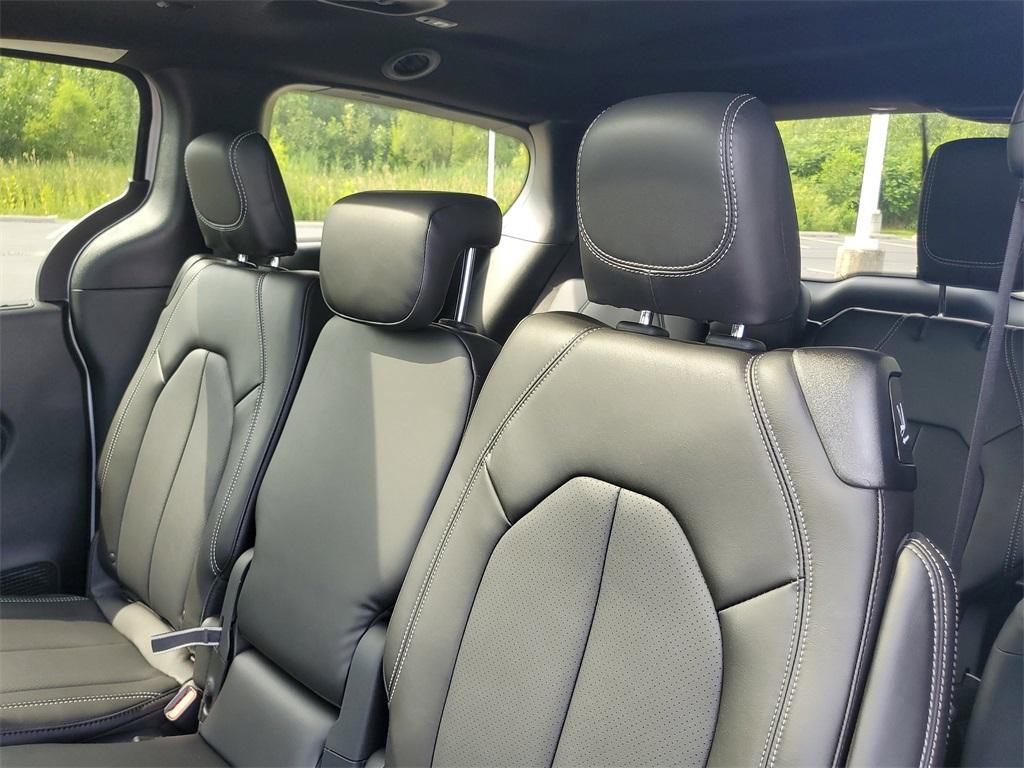 new 2026 Chrysler Pacifica car