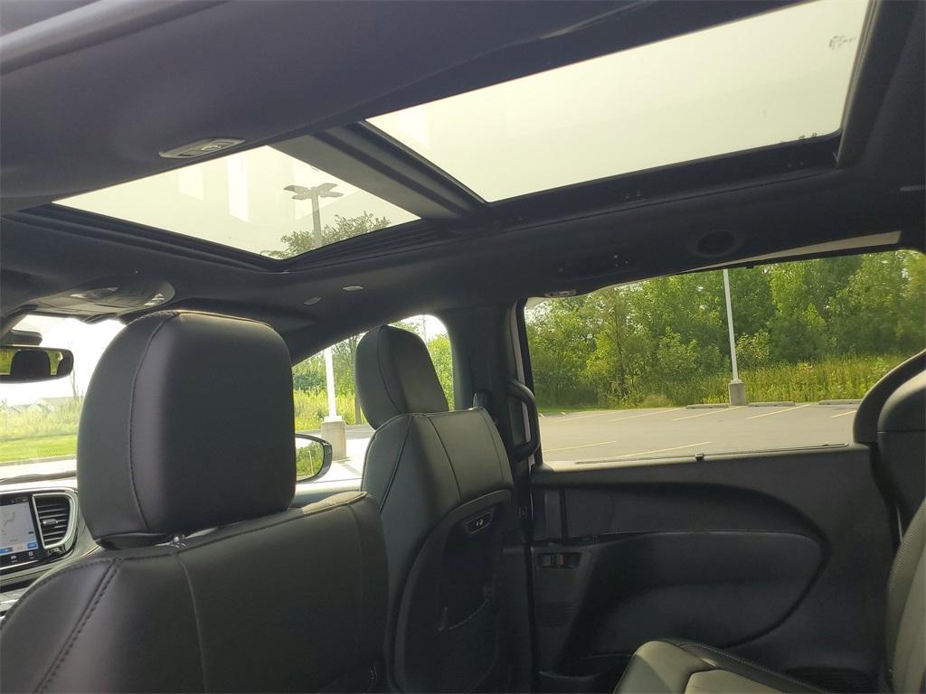 new 2026 Chrysler Pacifica car