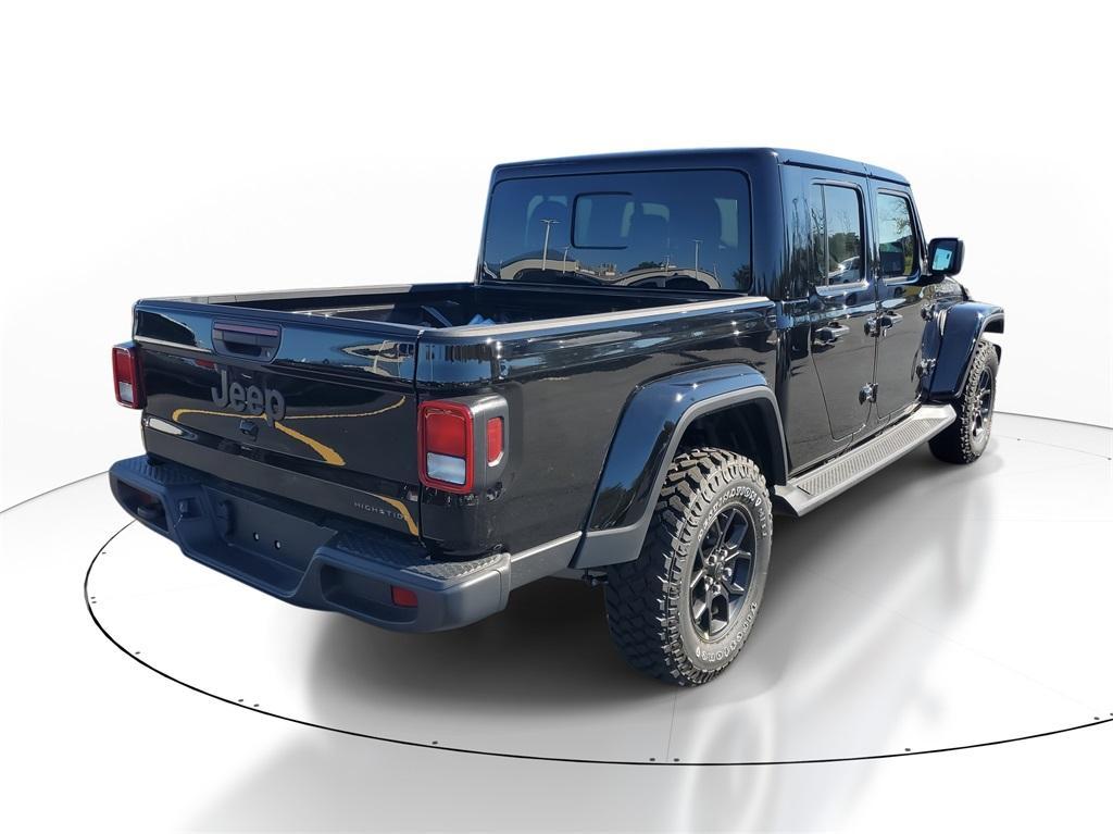new 2025 Jeep Gladiator car, priced at $46,105