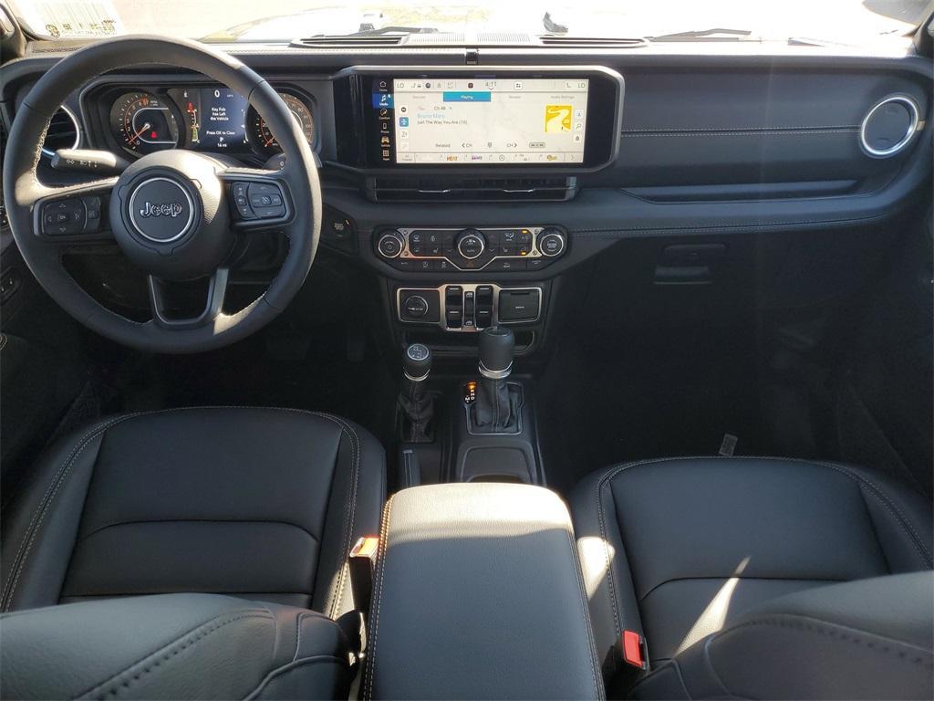new 2025 Jeep Gladiator car, priced at $46,105