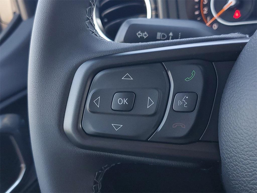 new 2025 Jeep Gladiator car, priced at $46,105