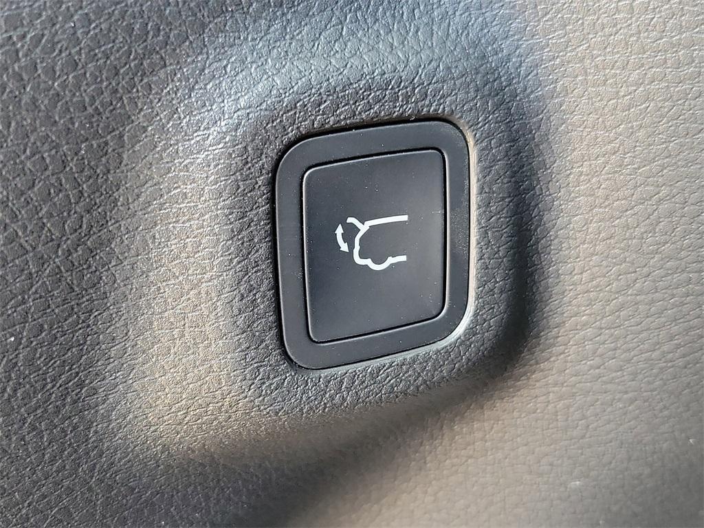 new 2025 Jeep Compass car, priced at $31,538