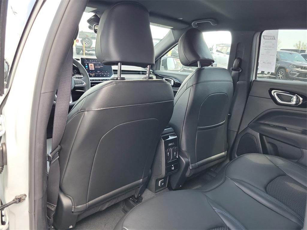 new 2025 Jeep Compass car, priced at $31,538