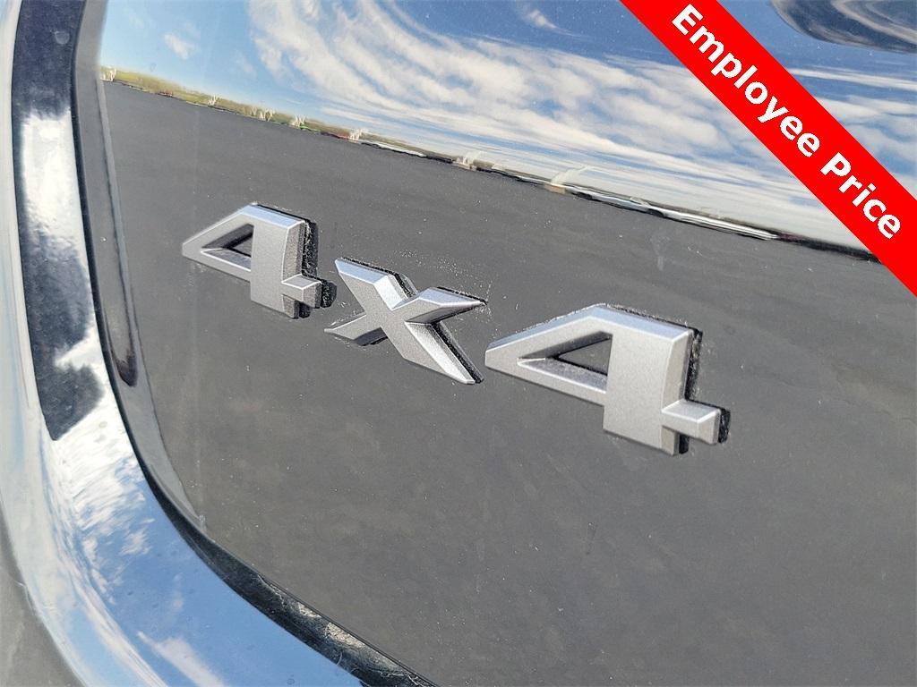 new 2025 Jeep Compass car, priced at $28,990
