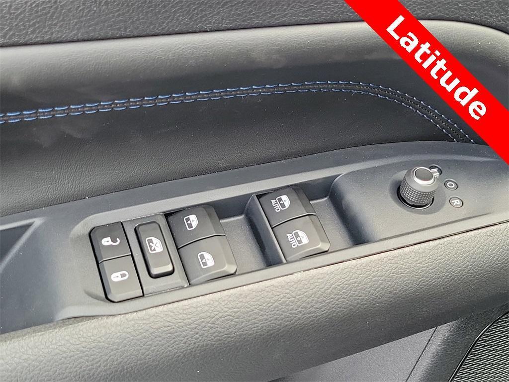 new 2025 Jeep Compass car, priced at $24,910