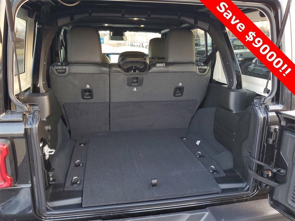 new 2025 Jeep Wrangler car, priced at $54,520