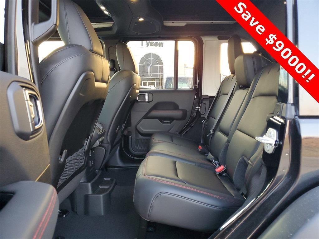 new 2025 Jeep Wrangler car, priced at $54,520