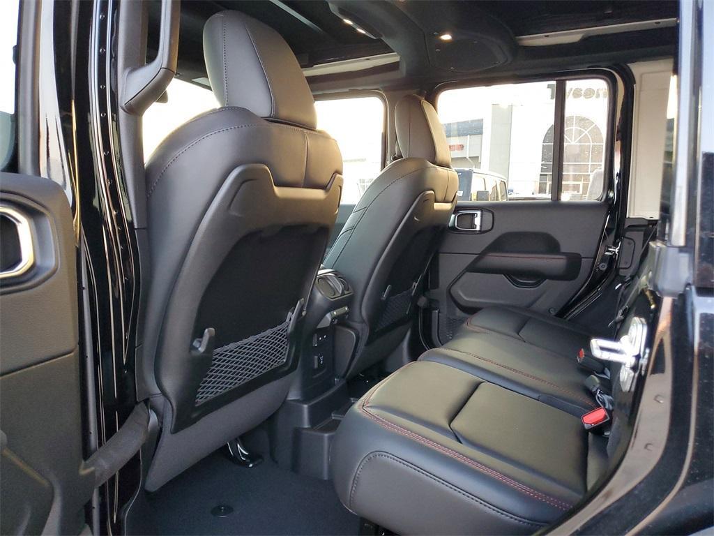 new 2025 Jeep Wrangler car, priced at $57,520