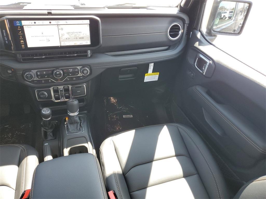 new 2025 Jeep Wrangler car, priced at $54,340