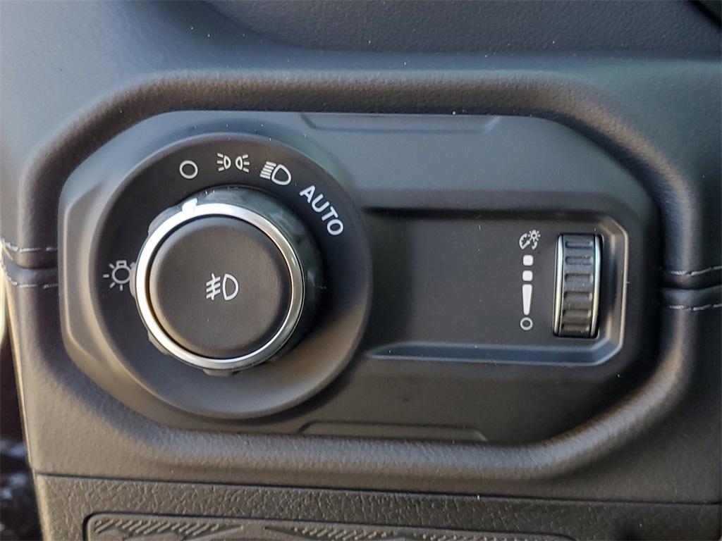 new 2025 Jeep Wrangler car, priced at $54,340