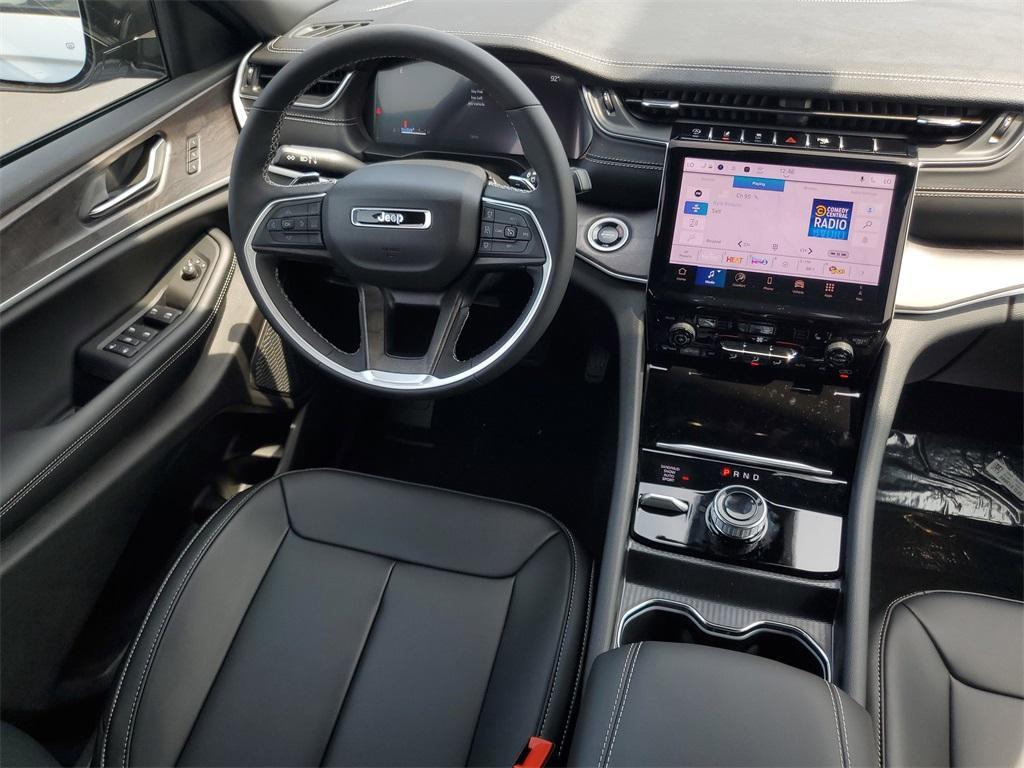 new 2025 Jeep Grand Cherokee car, priced at $46,236