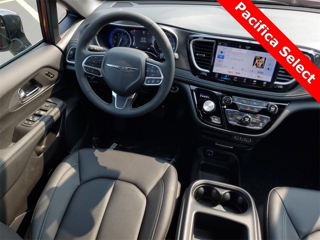 new 2025 Chrysler Pacifica car, priced at $39,046