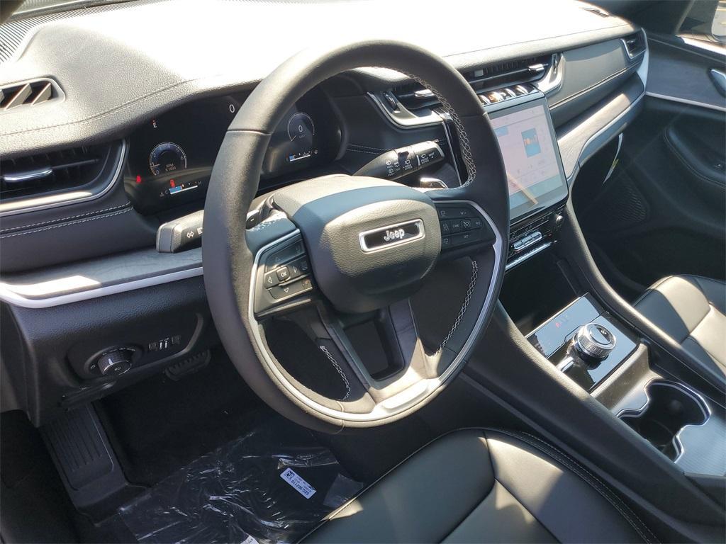 new 2025 Jeep Grand Cherokee car, priced at $46,485