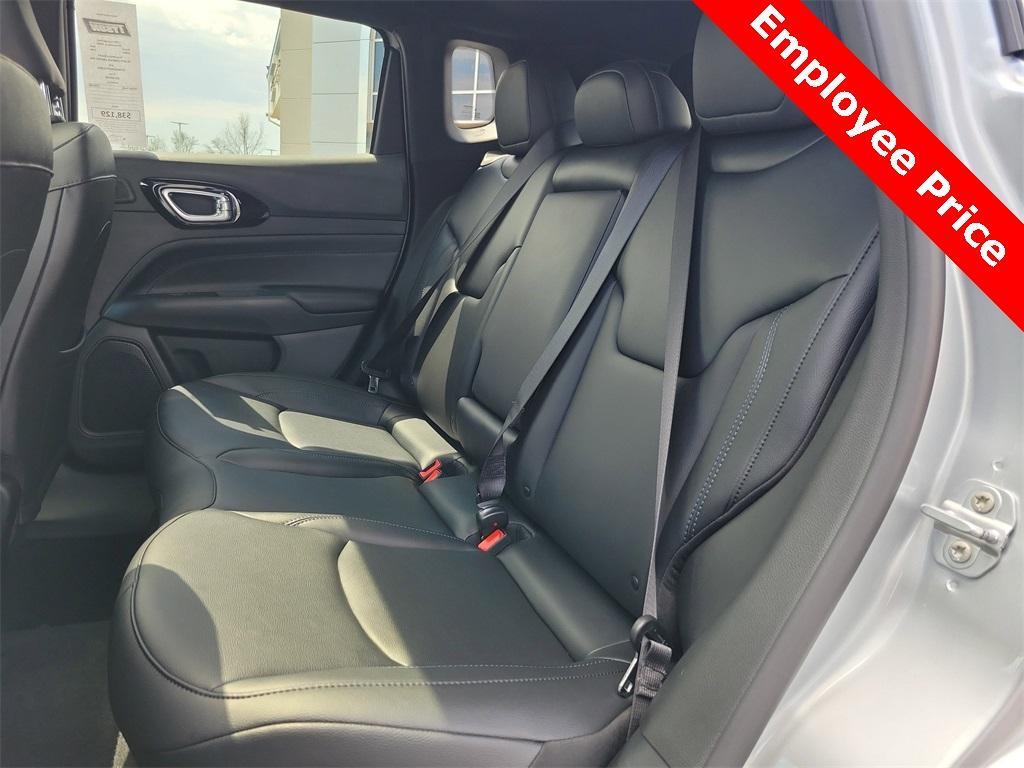 new 2025 Jeep Compass car, priced at $32,126