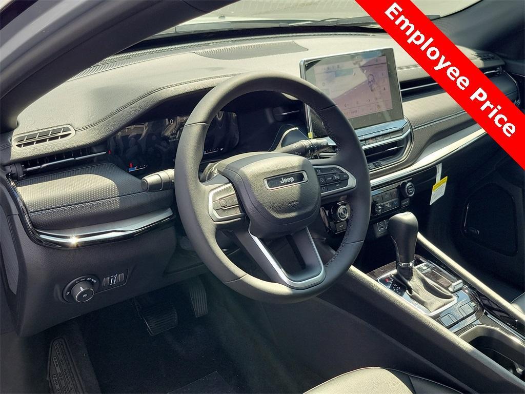 new 2025 Jeep Compass car, priced at $32,126