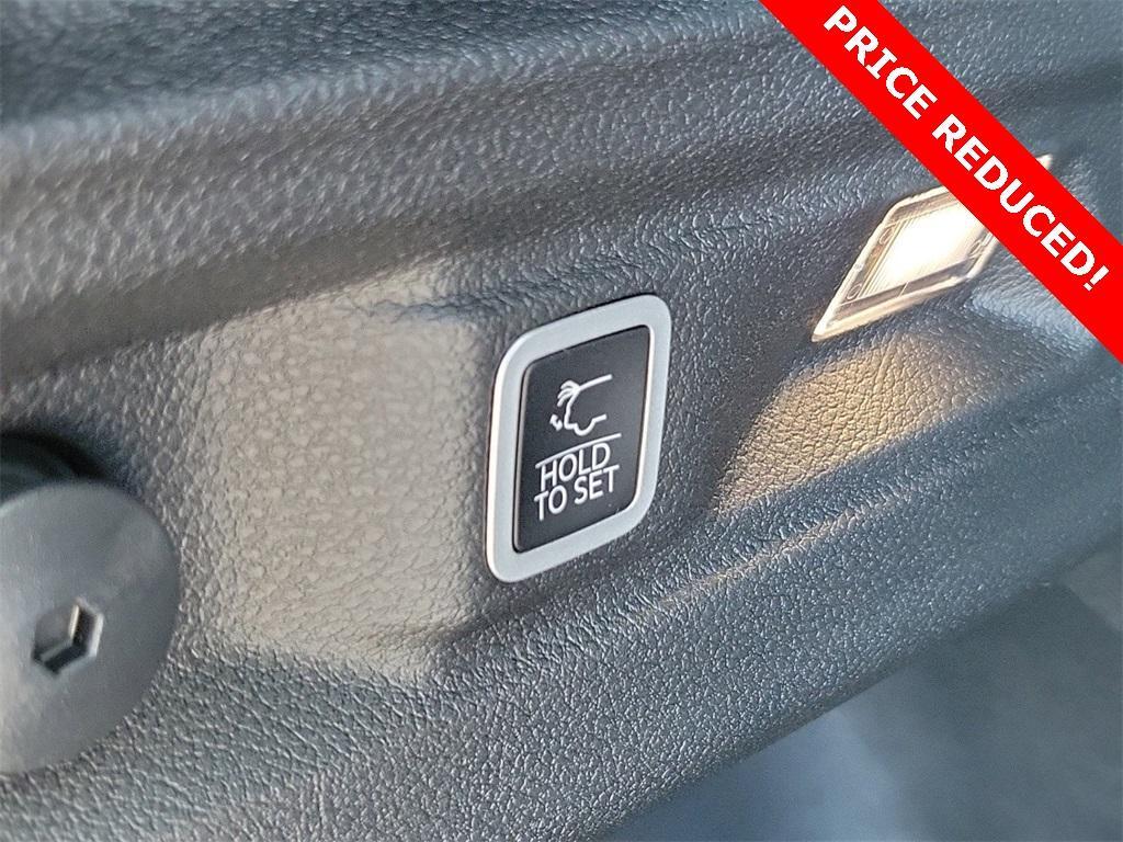 new 2025 Jeep Grand Cherokee L car, priced at $39,961