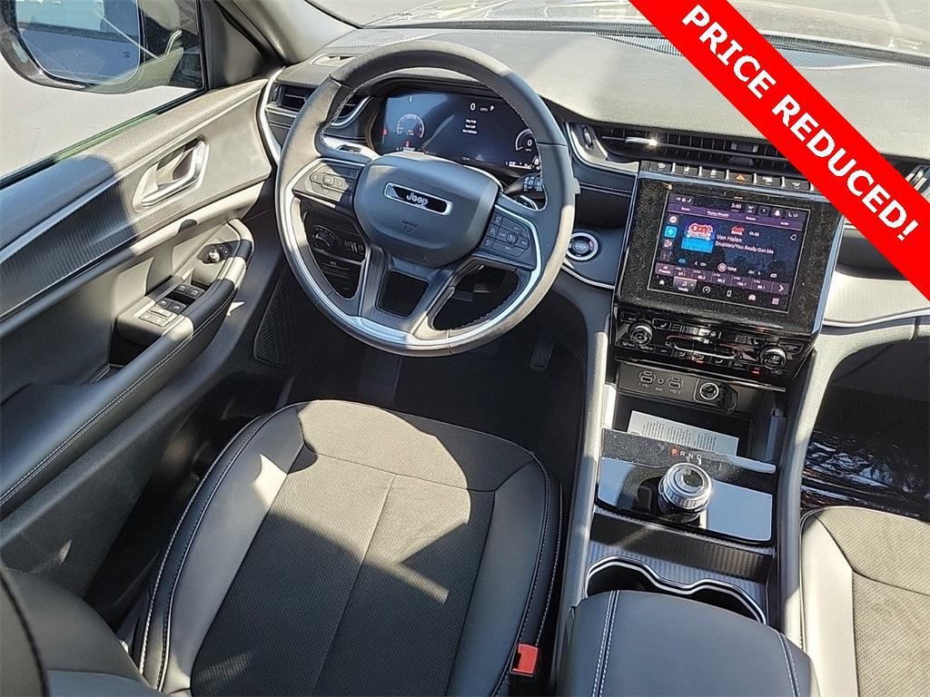 new 2025 Jeep Grand Cherokee L car, priced at $39,961