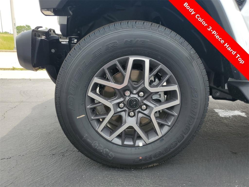 new 2025 Jeep Wrangler car, priced at $50,556