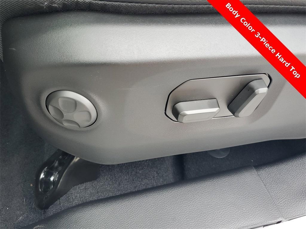 new 2025 Jeep Wrangler car, priced at $50,556