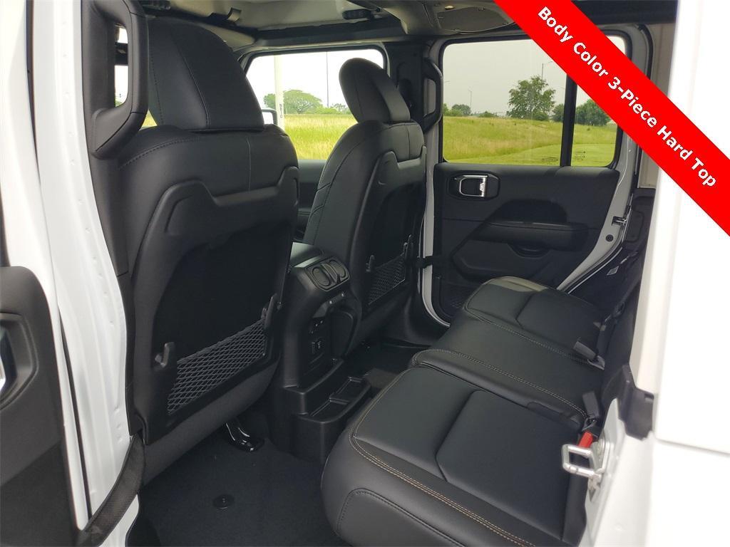 new 2025 Jeep Wrangler car, priced at $50,556
