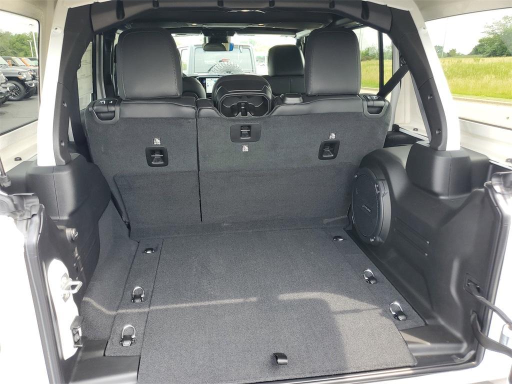 new 2025 Jeep Wrangler car, priced at $50,928
