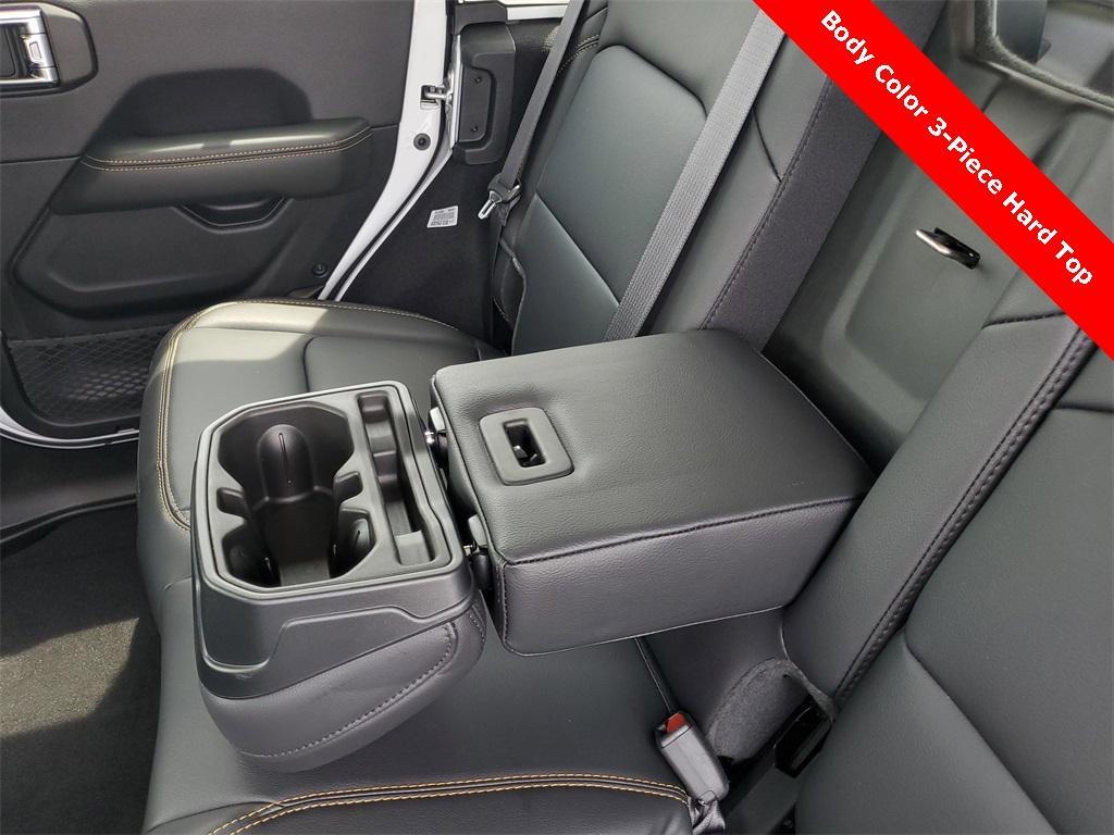 new 2025 Jeep Wrangler car, priced at $50,556