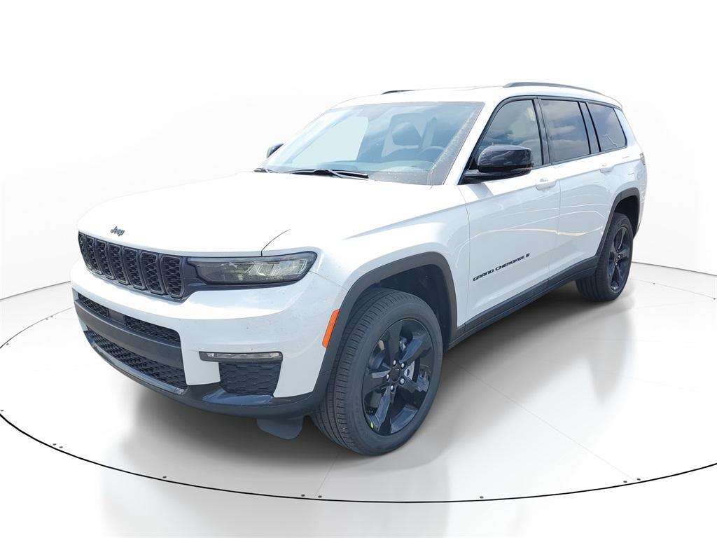 new 2025 Jeep Grand Cherokee L car