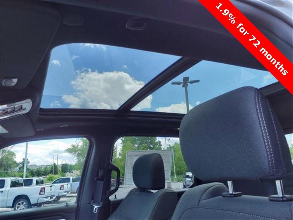 new 2025 Ram 1500 car, priced at $46,877