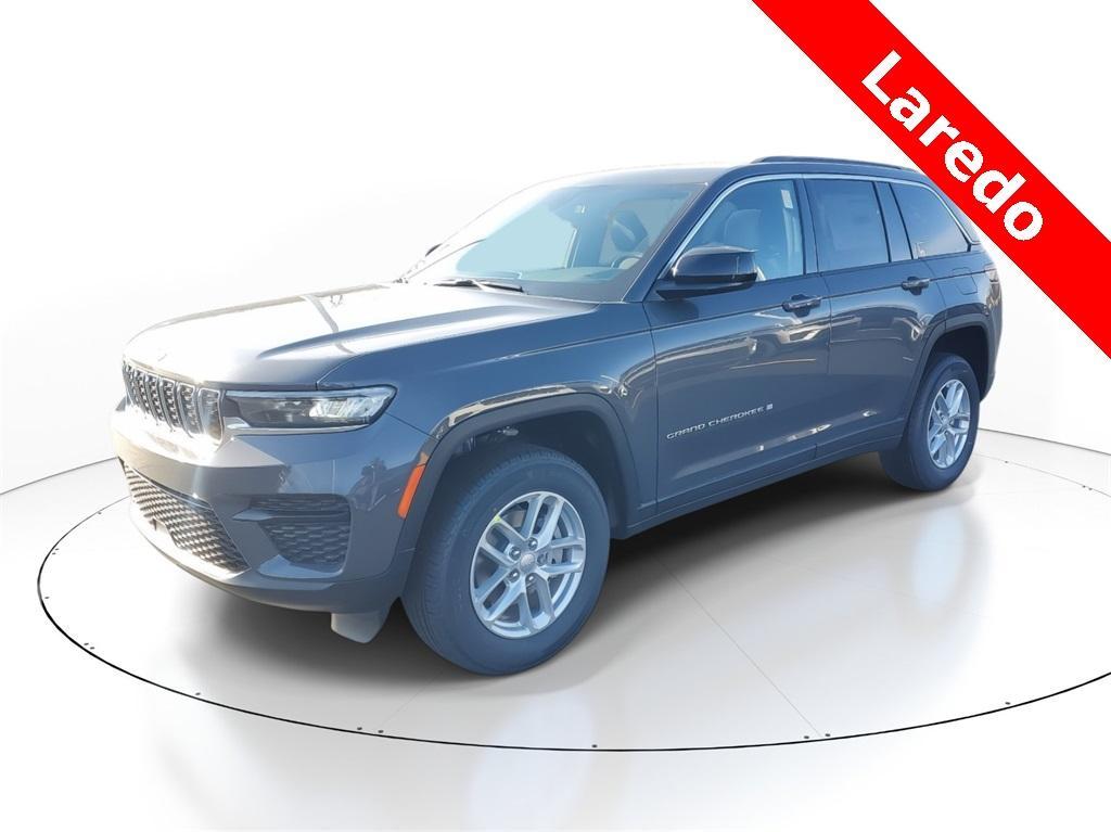 new 2025 Jeep Grand Cherokee car, priced at $38,970