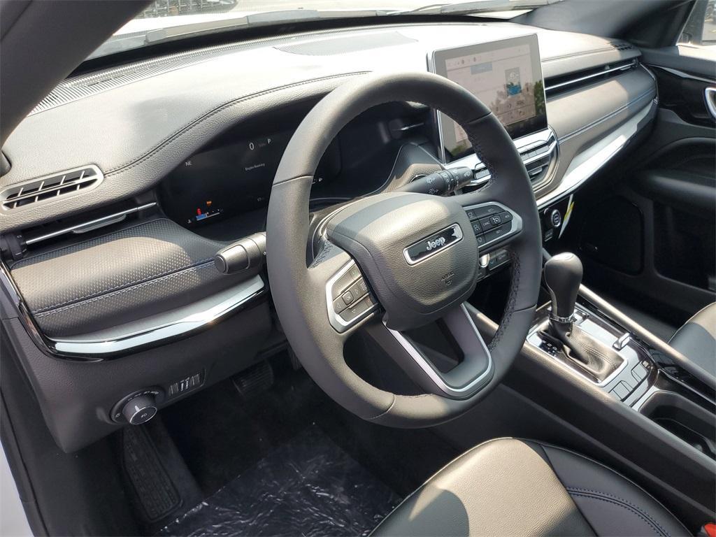 new 2025 Jeep Compass car, priced at $31,606