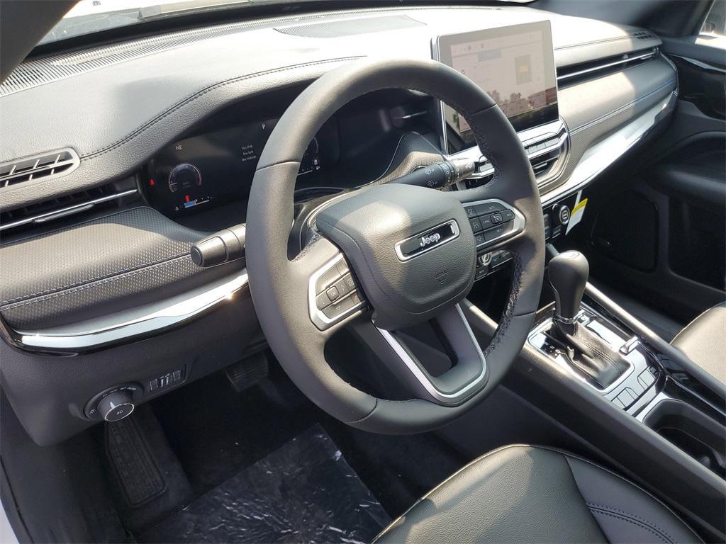 new 2025 Jeep Compass car, priced at $31,606