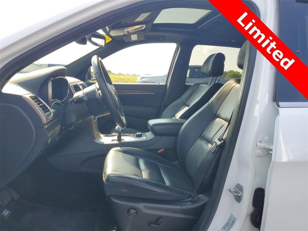 used 2015 Jeep Grand Cherokee car, priced at $11,495