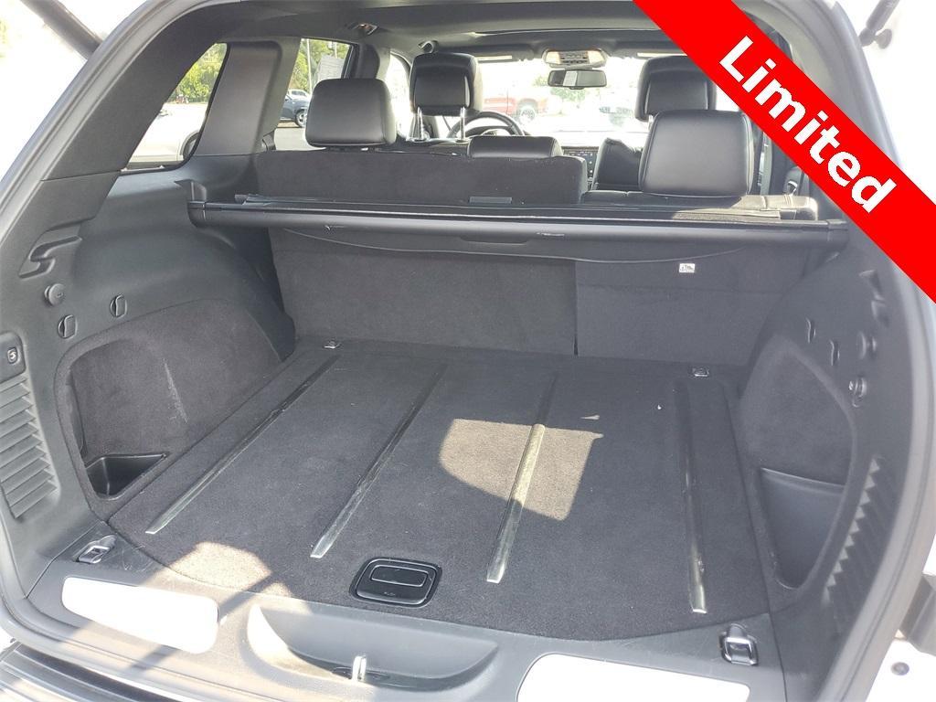 used 2015 Jeep Grand Cherokee car, priced at $11,495