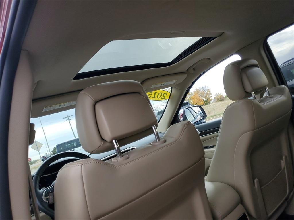 used 2015 Jeep Grand Cherokee car, priced at $11,977