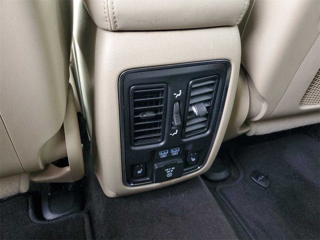 used 2015 Jeep Grand Cherokee car, priced at $11,977