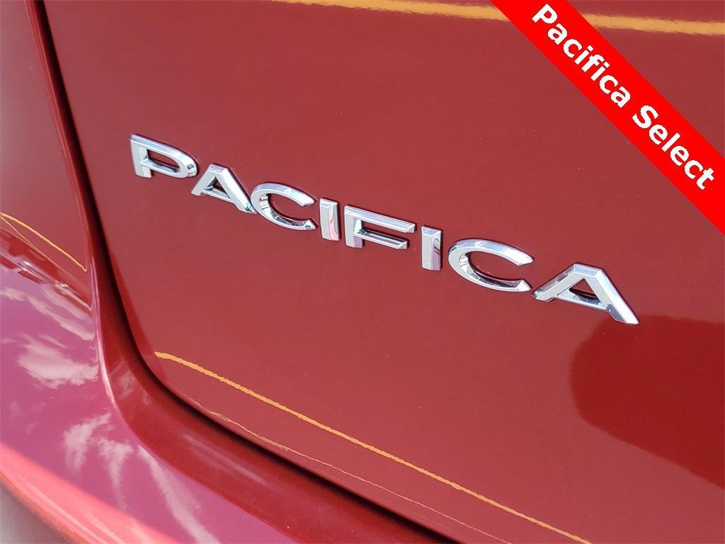 new 2025 Chrysler Pacifica car, priced at $40,666