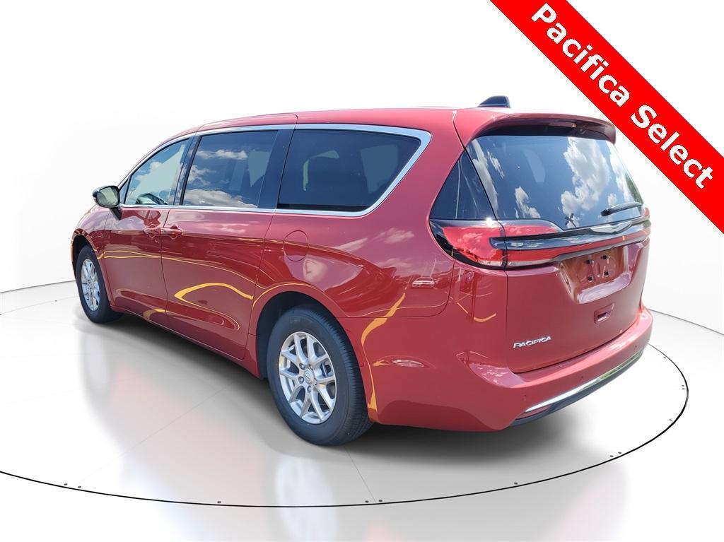 new 2025 Chrysler Pacifica car, priced at $40,666