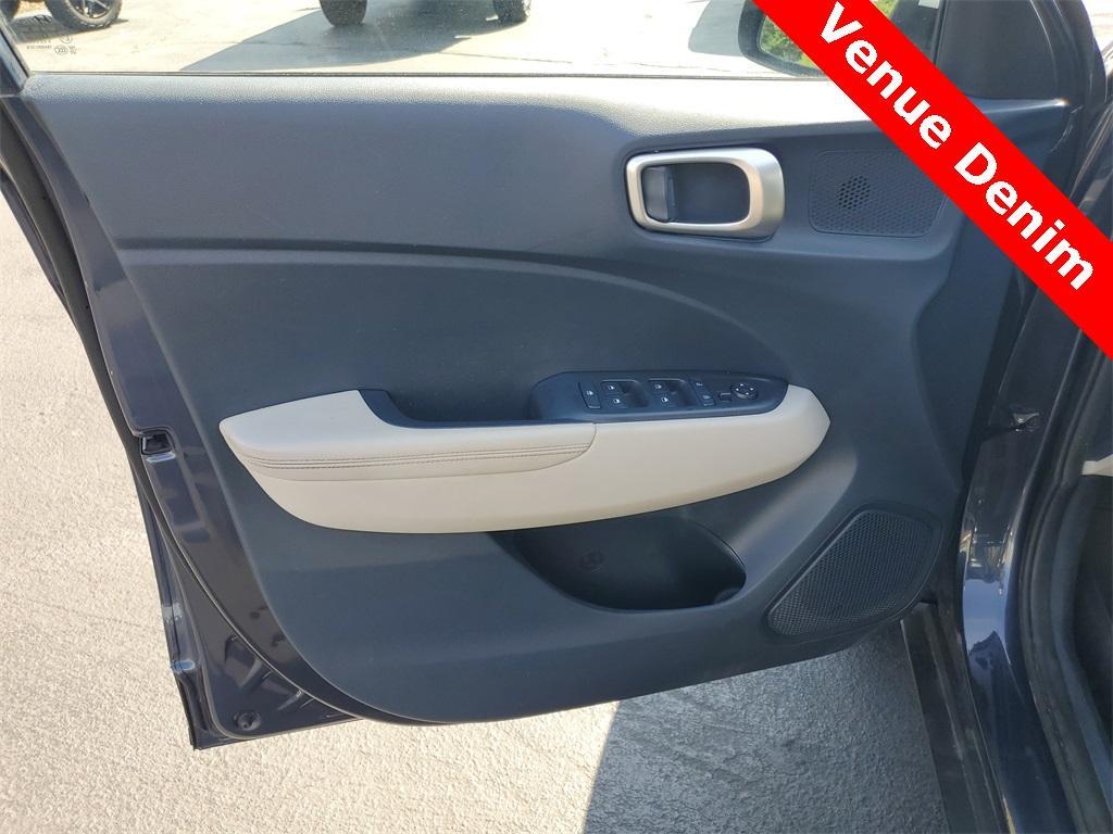 used 2021 Hyundai Venue car, priced at $15,995
