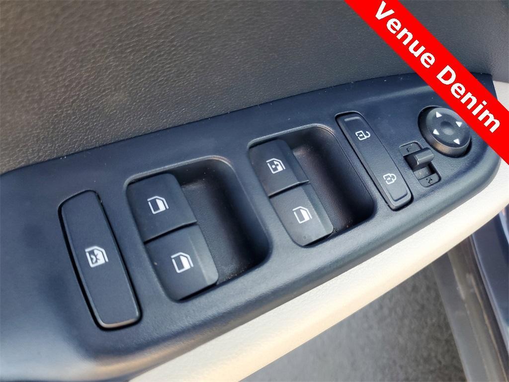 used 2021 Hyundai Venue car, priced at $15,995