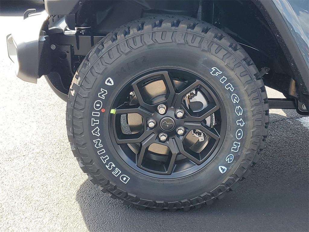 new 2025 Jeep Gladiator car, priced at $45,105