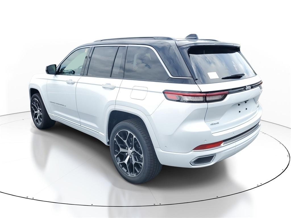 new 2025 Jeep Grand Cherokee car, priced at $53,667