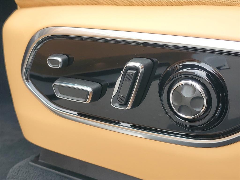 new 2025 Jeep Grand Cherokee car, priced at $53,667