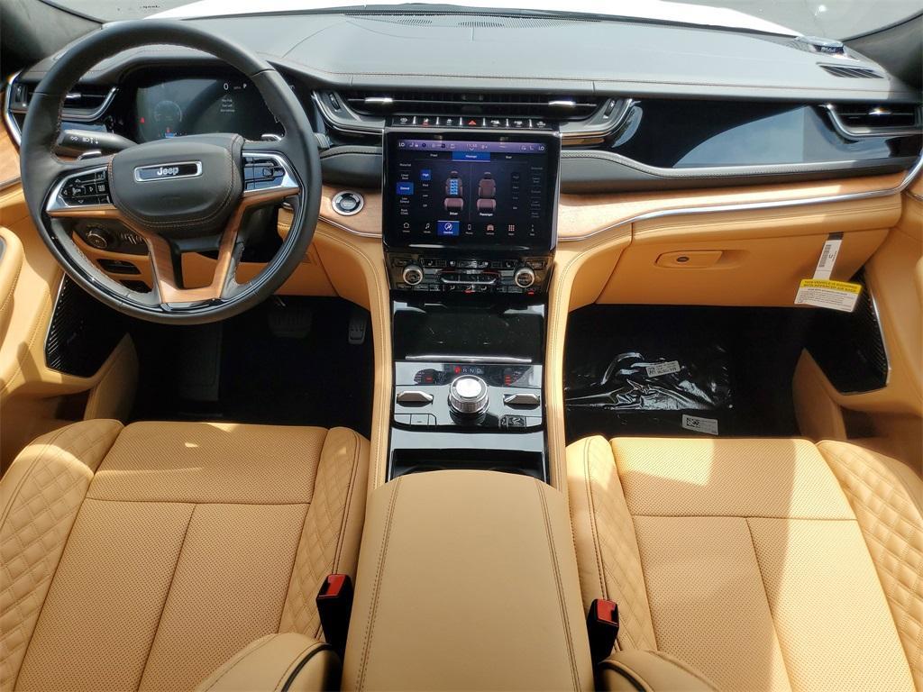 new 2025 Jeep Grand Cherokee car, priced at $53,667